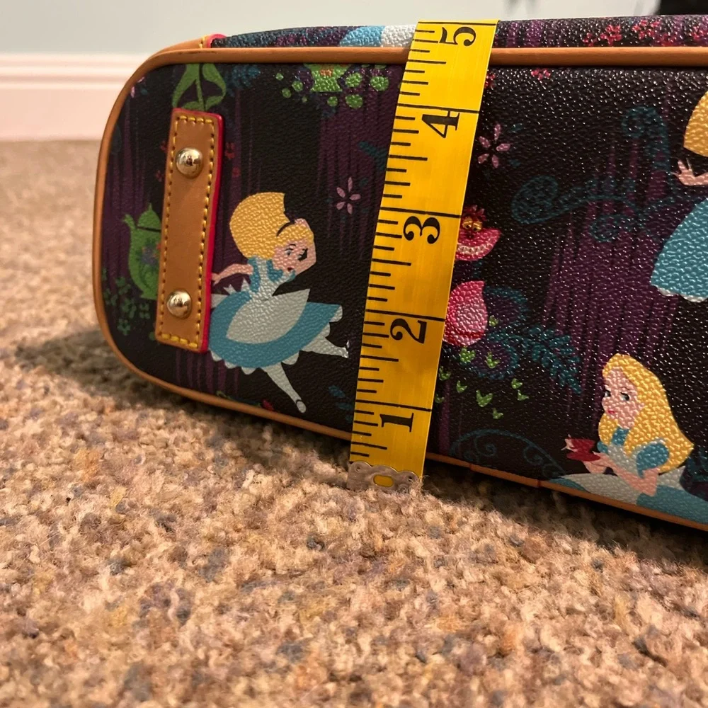 HTF.   Alice in Wonderland D & B tote - Picture 7 of 15